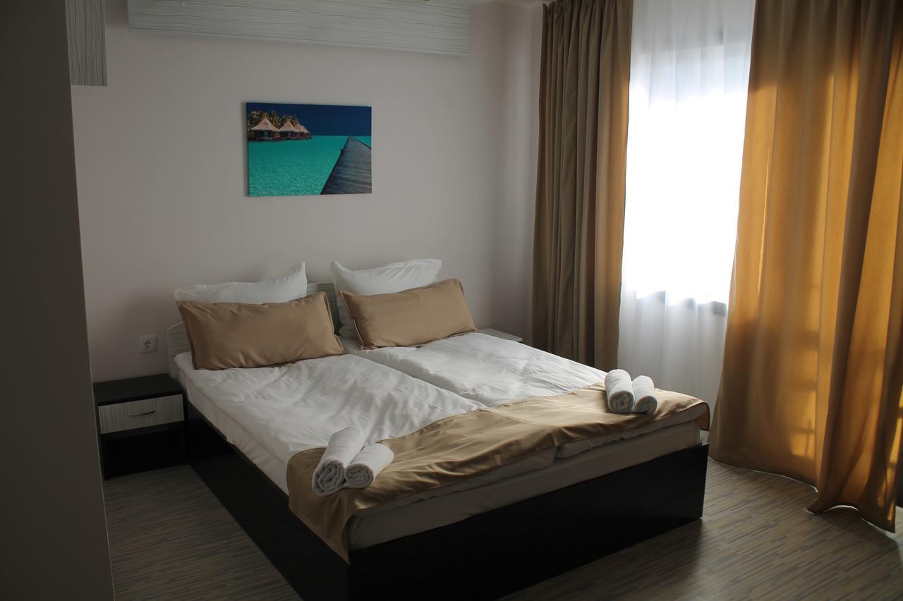 Tiara Hotel Dobrič Esterno foto