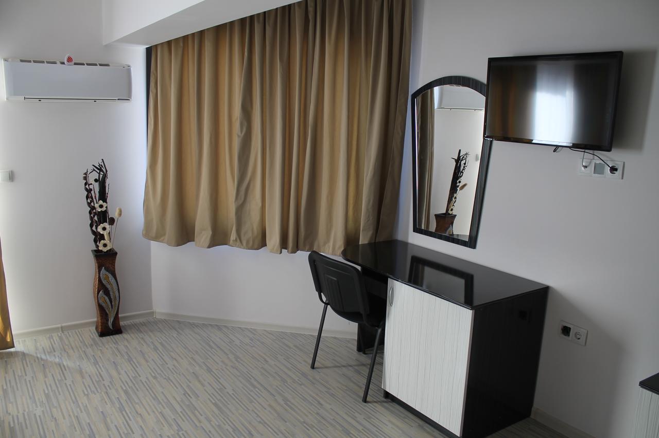 Tiara Hotel Dobrič Esterno foto