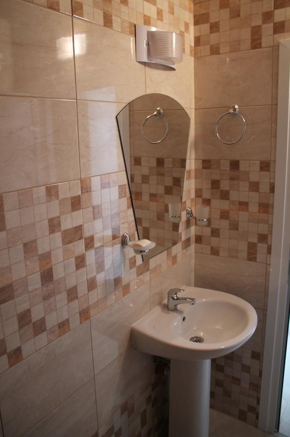 Tiara Hotel Dobrič Esterno foto