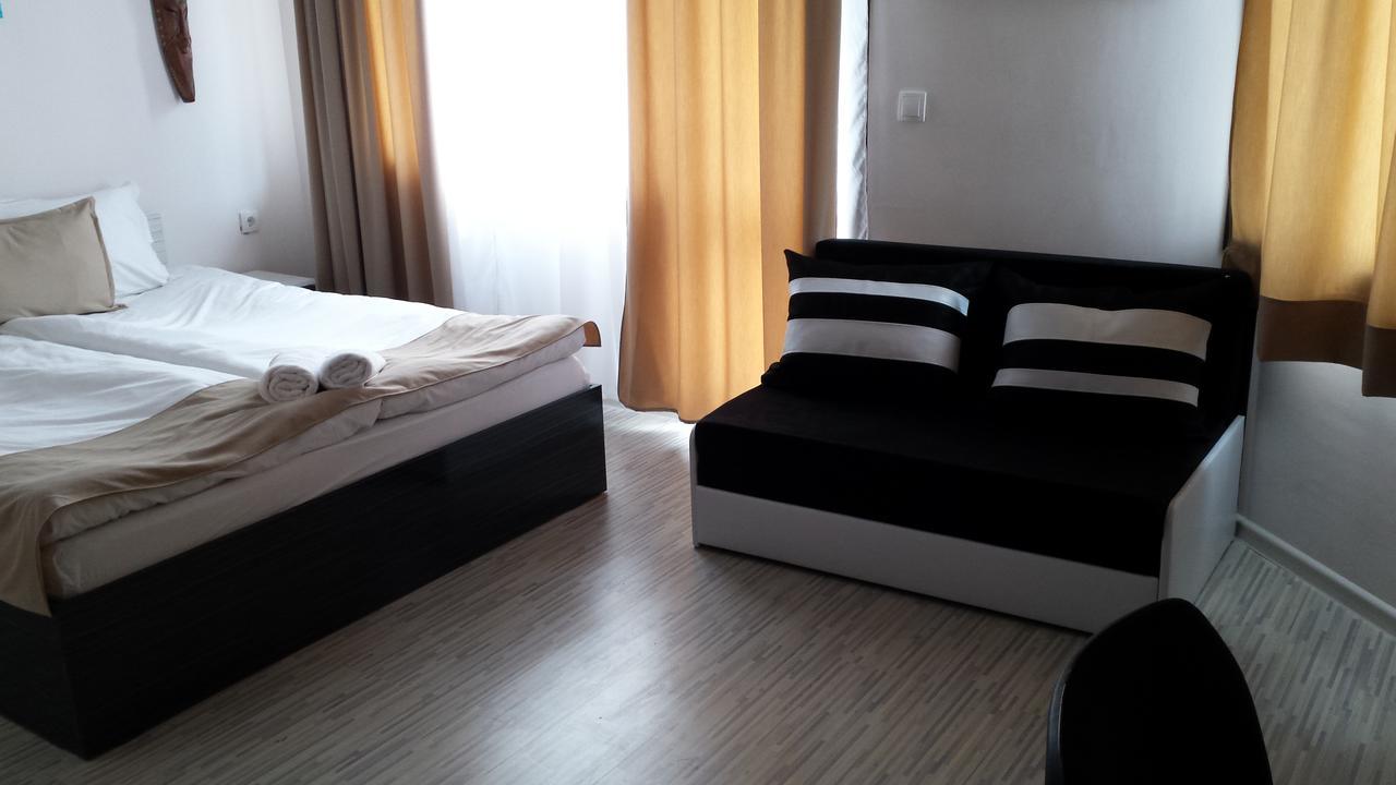 Tiara Hotel Dobrič Esterno foto